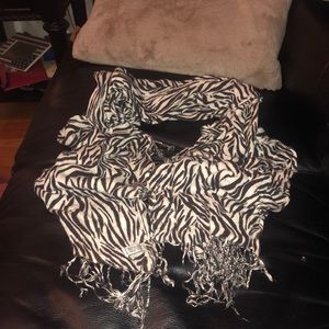 Zebra accessory street scarf